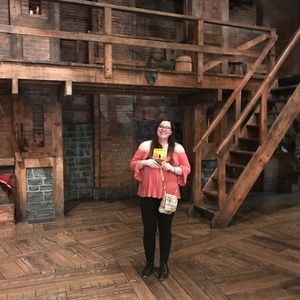 Meet your Posher, Isabella